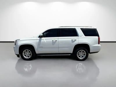 2018 GMC Yukon — engine compartment view