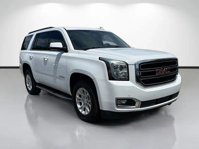 2018 GMC Yukon SLT in White — front three-quarter view
