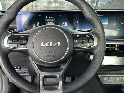 2026 Kia K5 — photo 14 view