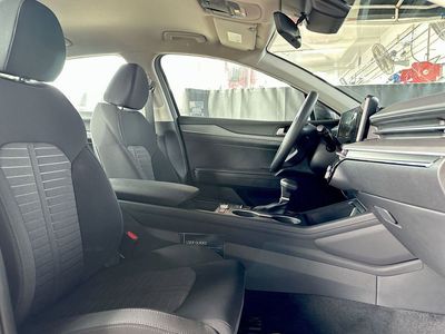 2026 Kia K5 — photo 25 view