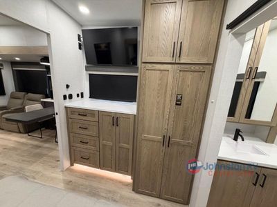 2026 Forest River RV Rockwood Signature - Photo 14