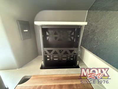 2026 Grand Design Lineage Series VT - Photo 19