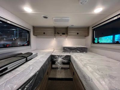 2027 Winnebago EKKO — photo 17 view
