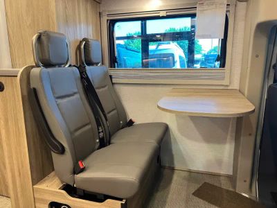2027 Winnebago EKKO — photo 8 view
