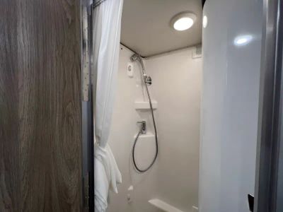 2027 Winnebago EKKO — photo 15 view