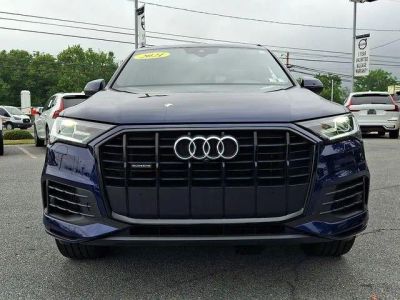 2021 Audi Q7 — side profile view