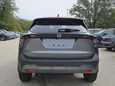 2026 Nissan Kicks — detail view