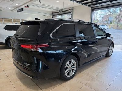 2023 Toyota Sienna Platinum - Photo 8