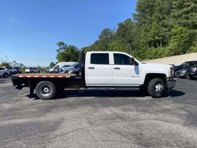 2019 Chevrolet Silverado 3500HD - Photo 2