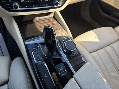 2020 BMW 5 Series - Photo 18