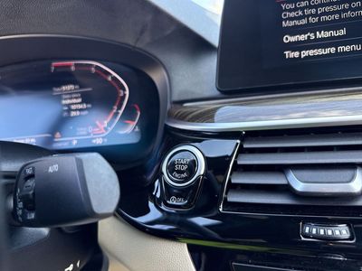 2020 BMW 5 Series - Photo 17