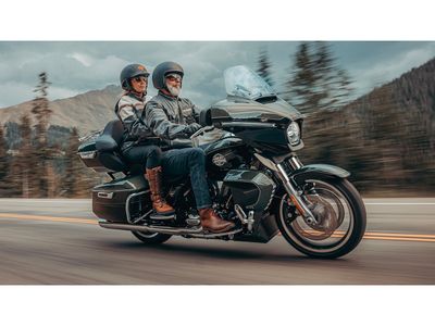 2026 Harley-Davidson Street Glide Limited - Photo 9