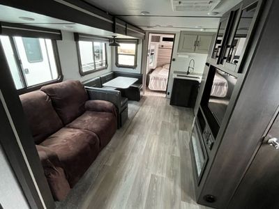 2021 CrossRoads RV Cruiser Aire - Photo 10