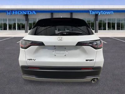 2027 Honda HR-V — interior view