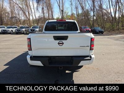 2023 Nissan Frontier PRO-4X — photo 7 view