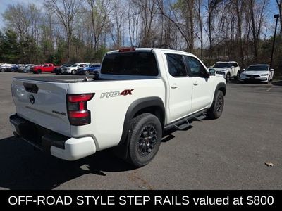 2023 Nissan Frontier PRO-4X — photo 8 view
