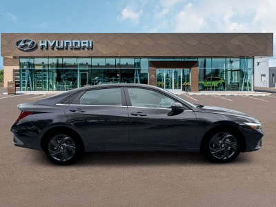 2026 Hyundai Elantra - Photo 9