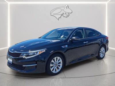 2018 Kia Optima — side profile view