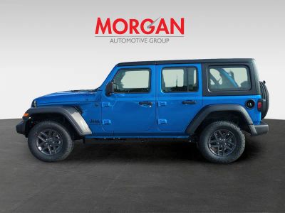 2026 Jeep Wrangler — photo 8 view