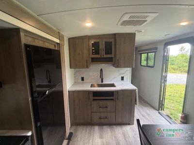 2023 Grand Design Imagine — photo 7 view