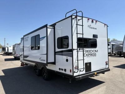 2024 Coachmen Freedom Express Ultra Lite - Photo 4