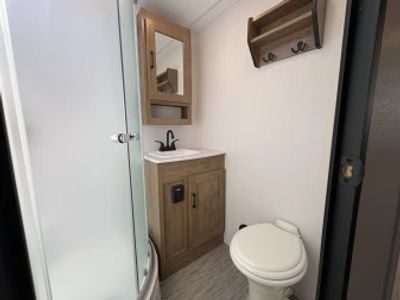 2024 Coachmen Freedom Express Ultra Lite - Photo 28