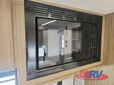 2025 Forest River RV Salem - Photo 24