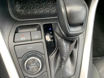 2024 Toyota RAV4 Hybrid XLE - Photo 25