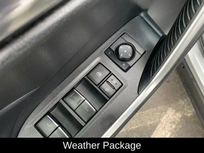 2024 Toyota RAV4 Hybrid XLE - Photo 15