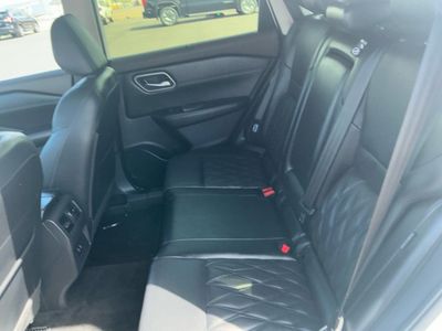2023 Nissan Rogue — photo 16 view
