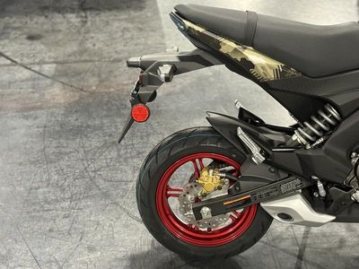 2026 Kawasaki Z125 PRO Cypher Camo Beige — photo 9 view