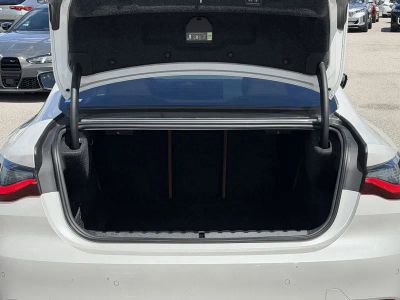 2026 BMW 4 Series — photo 10 view