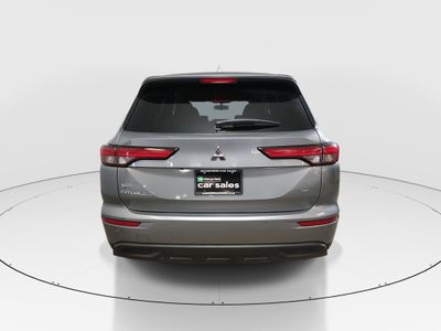 2024 Mitsubishi Outlander - Photo 6