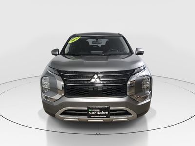 2024 Mitsubishi Outlander - Photo 2