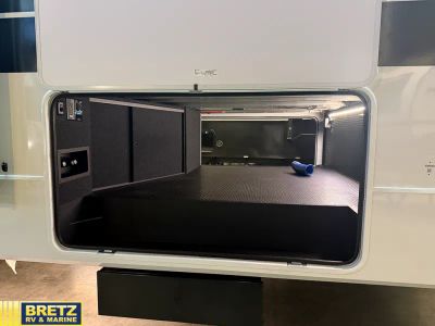 2026 Brinkley Model Z - Photo 3
