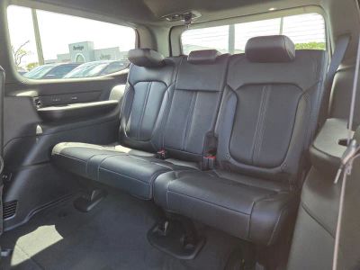 2026 Jeep Grand Wagoneer — photo 7 view