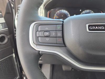 2026 Jeep Grand Wagoneer — photo 18 view