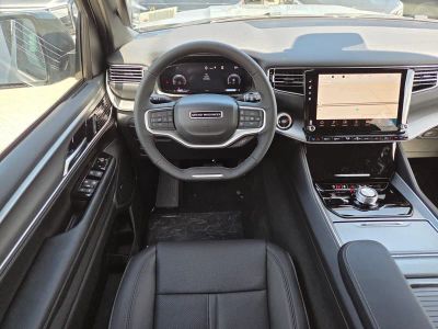 2026 Jeep Grand Wagoneer — photo 11 view