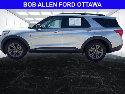 2024 Ford Explorer — side profile view