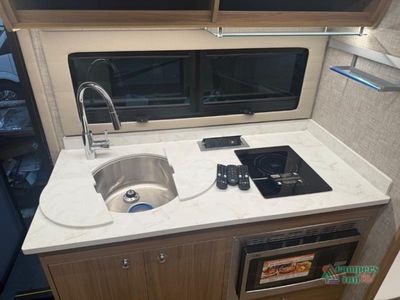 2026 Tiffin Motorhomes Wayfarer — photo 9 view
