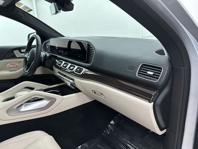 2026 Mercedes-Benz GLE — photo 29 view