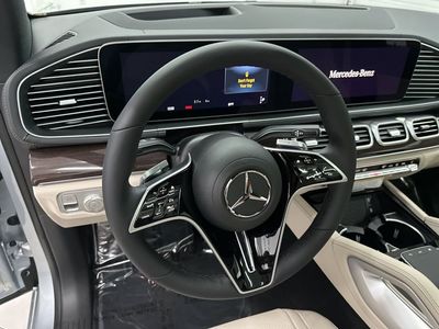 2026 Mercedes-Benz GLE — photo 10 view