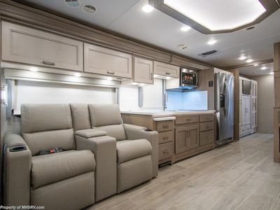 2026 Thor Motor Coach Aria - Photo 8