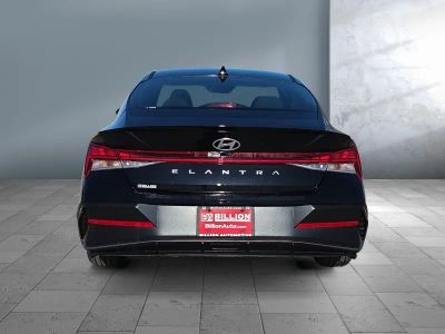 2026 Hyundai Elantra — detail view