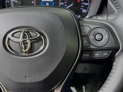2025 Toyota Corolla Hybrid - Photo 17
