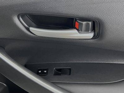 2025 Toyota Corolla Hybrid - Photo 29
