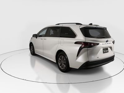 2024 Toyota Sienna - Photo 5