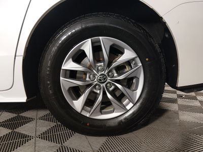 2024 Toyota Sienna - Photo 10