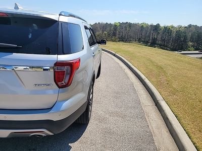 2016 Ford Explorer - Photo 8