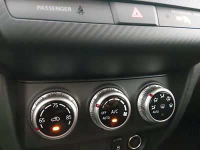 2025 Mitsubishi Outlander Sport — photo 18 view